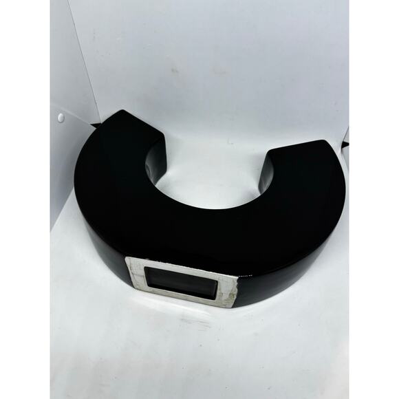 modern black ceramic U-shaped vase - Picture 6 of 10